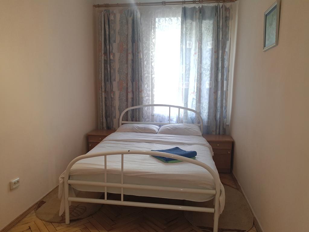 Apartment Gospitalna Street 2 Kiev Exterior foto